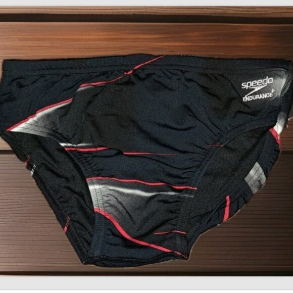 Speedo Speedo Endurance+ Infinite Pulse Brief size 32, new with tags - Picture 2 of 5